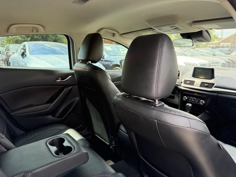 Mazda MAZDA3 i Touring AT 5-Door 2017