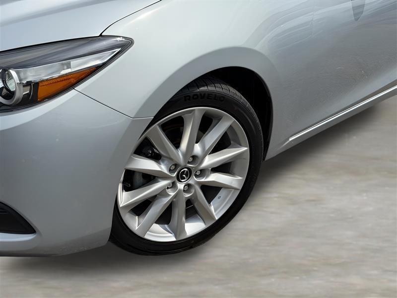 Mazda MAZDA3 i Touring AT 5-Door 2017