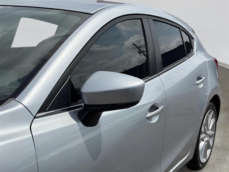 Mazda MAZDA3 i Touring AT 5-Door 2017