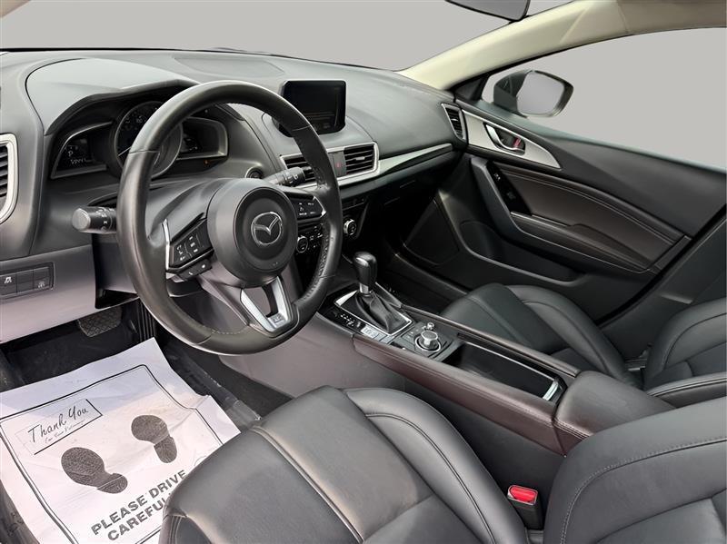 Mazda MAZDA3 i Touring AT 5-Door 2017