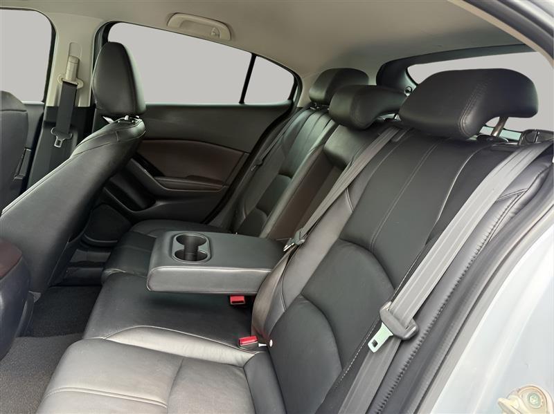 Mazda MAZDA3 i Touring AT 5-Door 2017