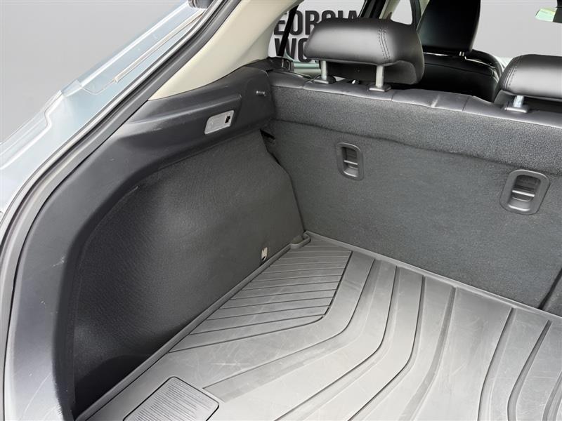 Mazda MAZDA3 i Touring AT 5-Door 2017