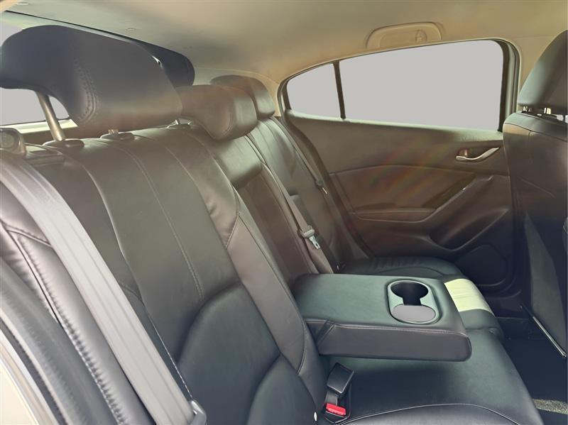 Mazda MAZDA3 i Touring AT 5-Door 2017