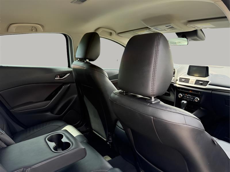 Mazda MAZDA3 i Touring AT 5-Door 2017