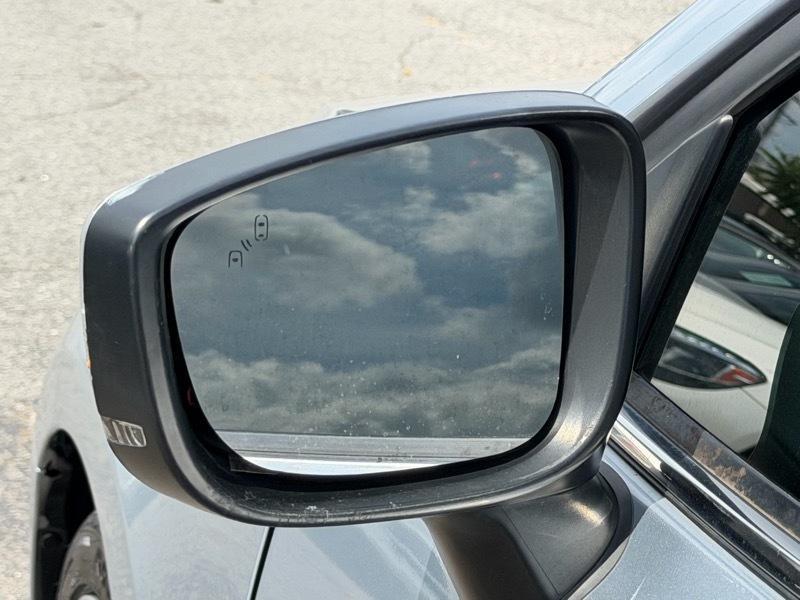Mazda MAZDA3 i Touring AT 5-Door 2017