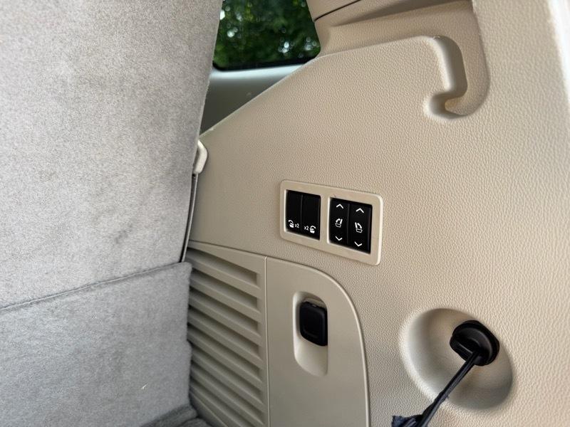 Cadillac Escalade Premium 4WD 2016