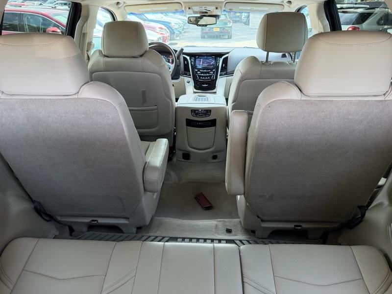 Cadillac Escalade Premium 4WD 2016