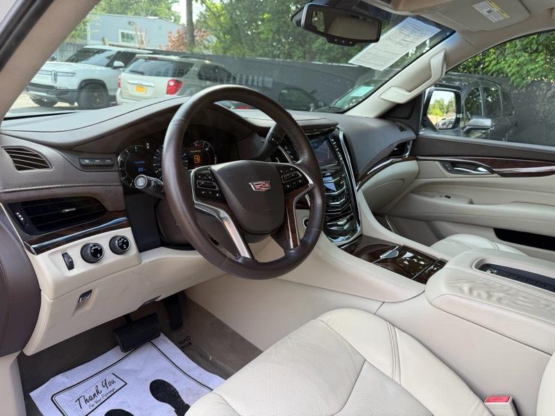 Cadillac Escalade Premium 4WD 2016