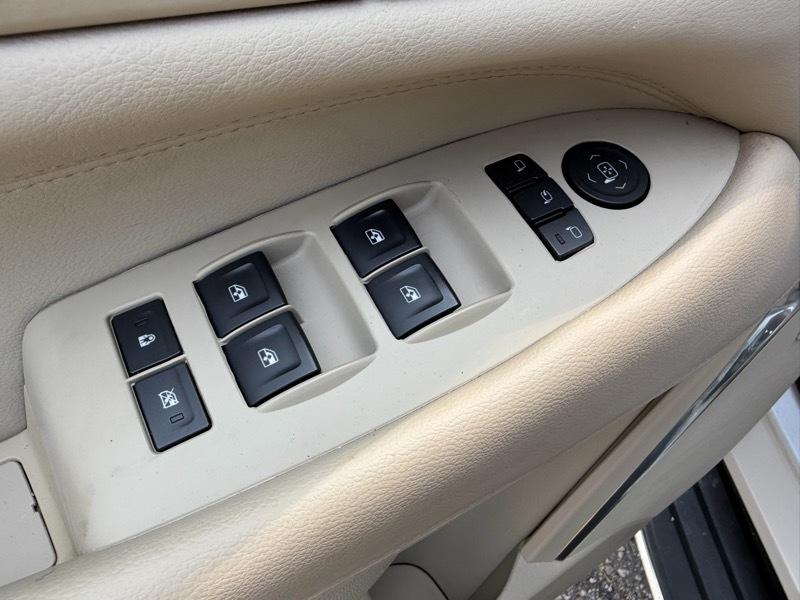 Cadillac Escalade Premium 4WD 2016