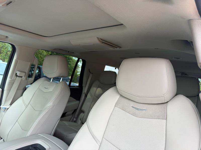 Cadillac Escalade Premium 4WD 2016