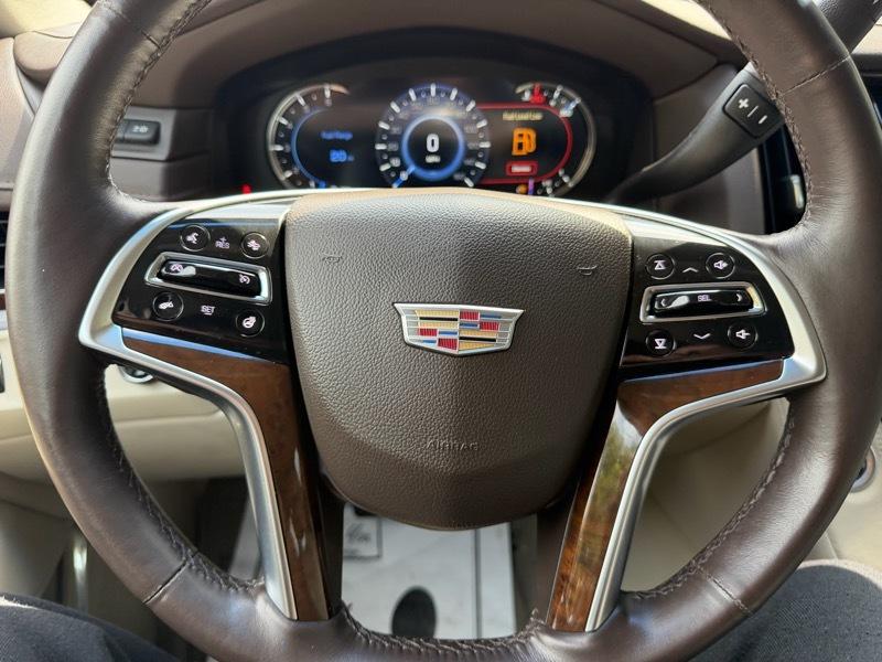 Cadillac Escalade Premium 4WD 2016