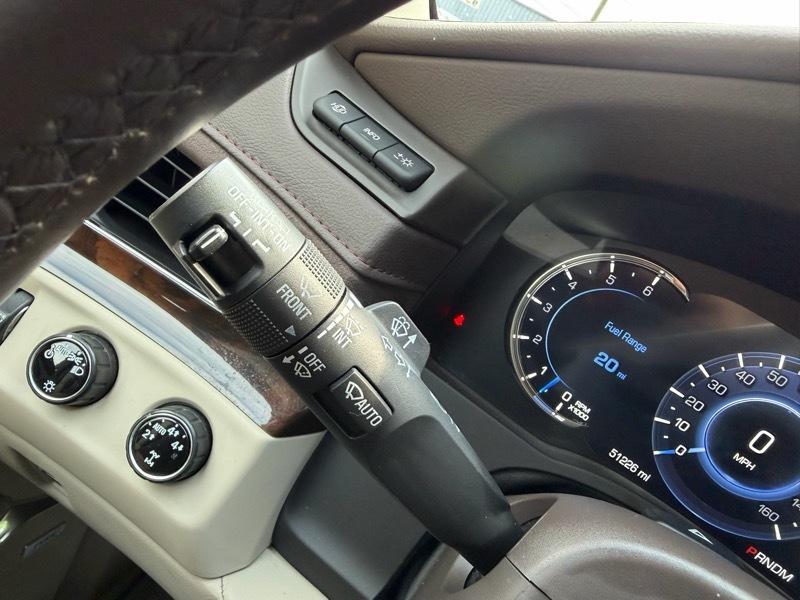 Cadillac Escalade Premium 4WD 2016