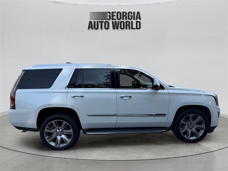Cadillac Escalade Premium 4WD 2016