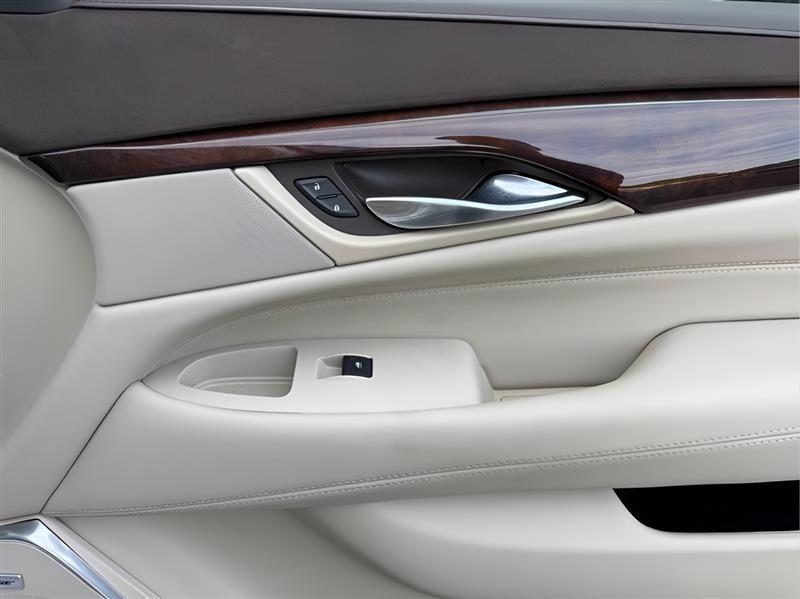 Cadillac Escalade Premium 4WD 2016