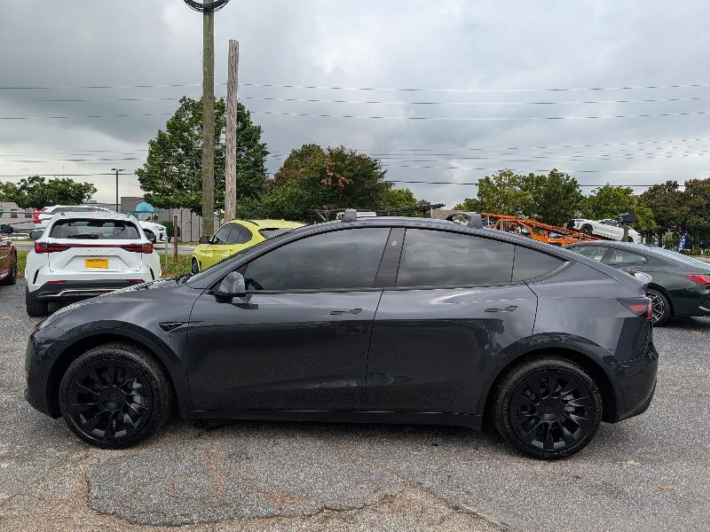 Tesla Model Y Long Range AWD 2024