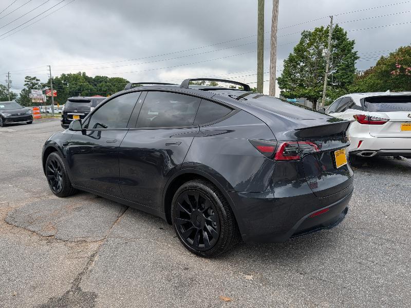 Tesla Model Y Long Range AWD 2024
