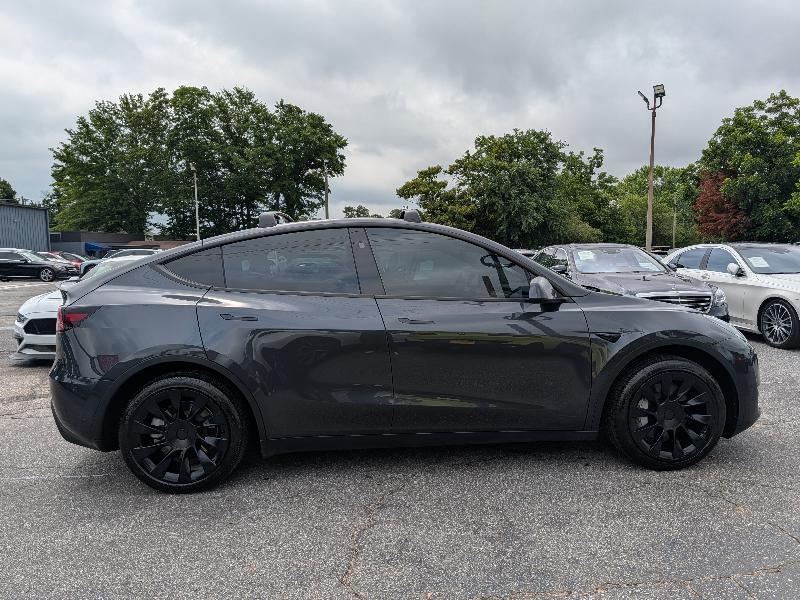 Tesla Model Y Long Range AWD 2024