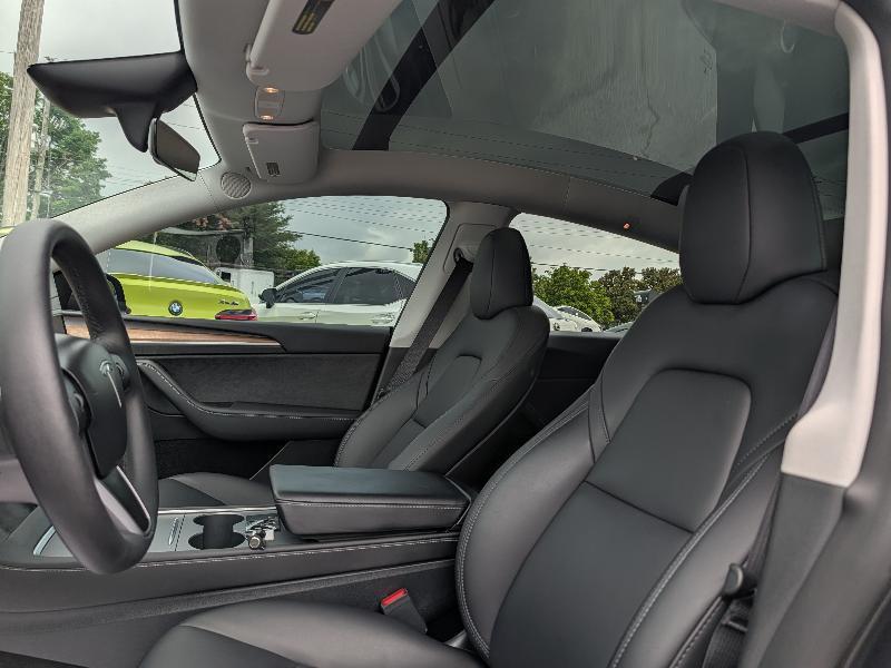 Tesla Model Y Long Range AWD 2024