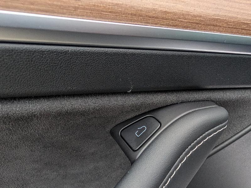 Tesla Model Y Long Range AWD 2024