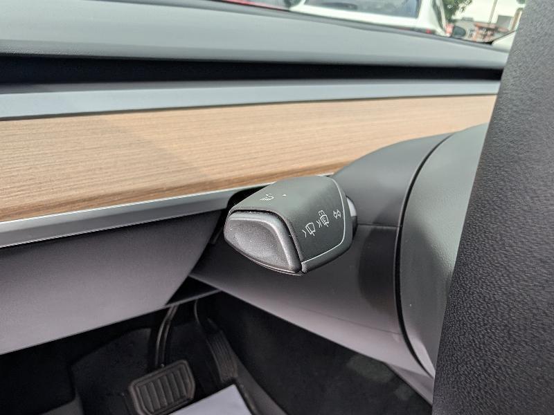 Tesla Model Y Long Range AWD 2024