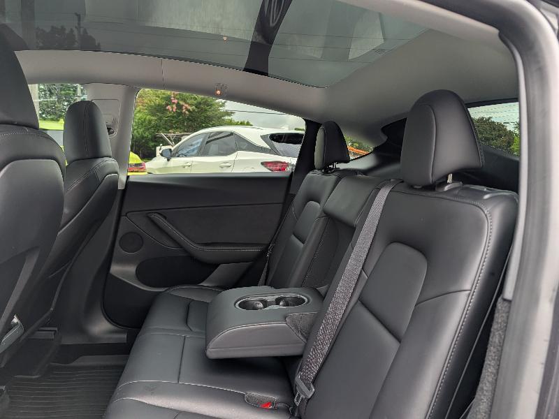 Tesla Model Y Long Range AWD 2024