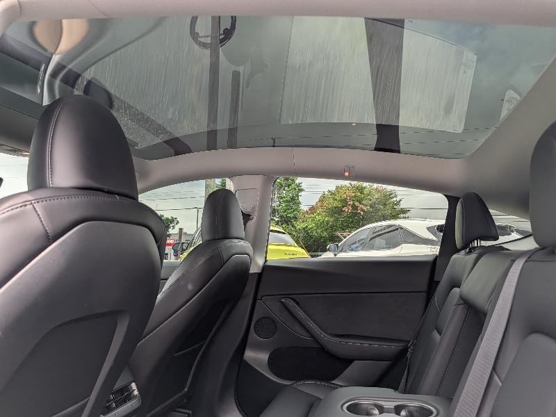Tesla Model Y Long Range AWD 2024