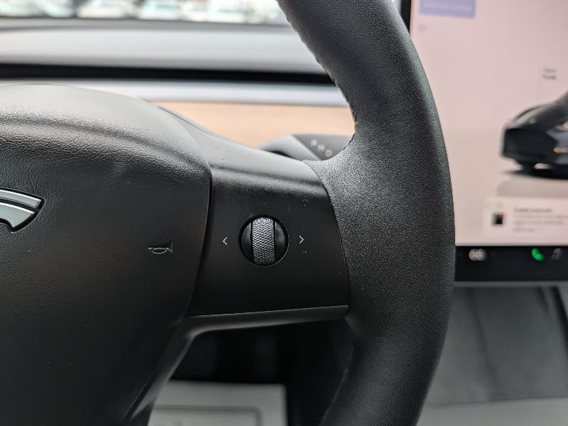 Tesla Model Y Long Range AWD 2024