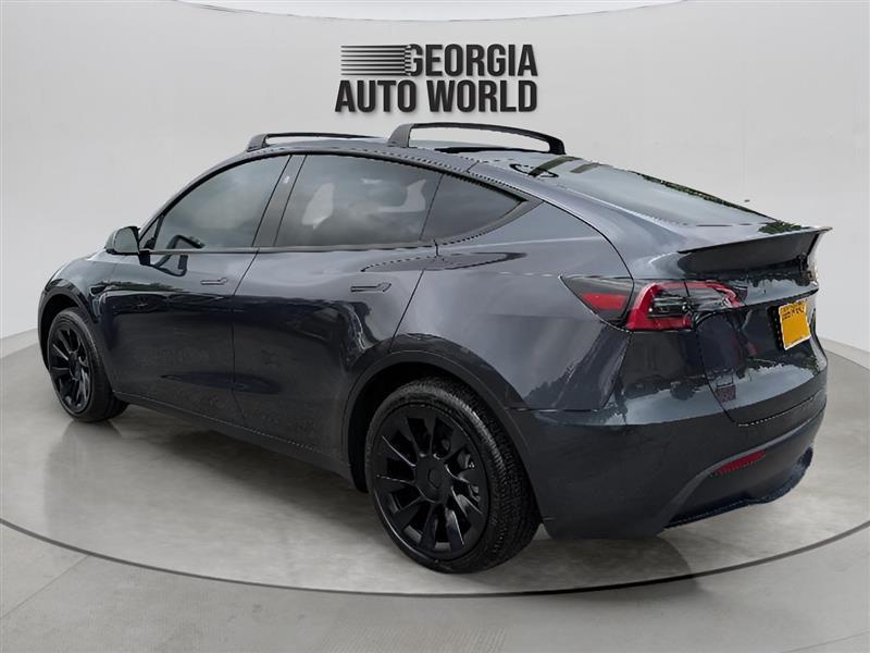 Tesla Model Y Long Range AWD 2024