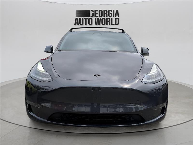 Tesla Model Y Standard Range 4D SUV 2024