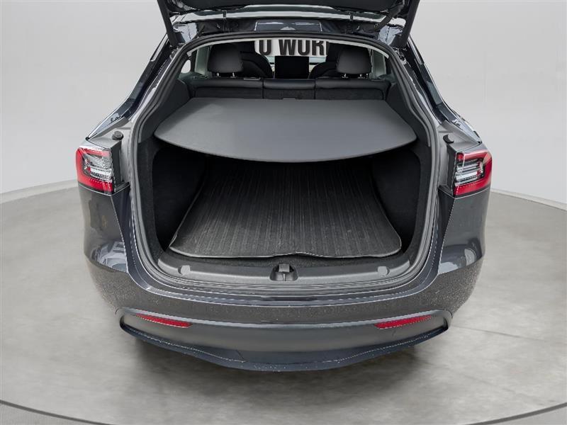 Tesla Model Y Standard Range 4D SUV 2024