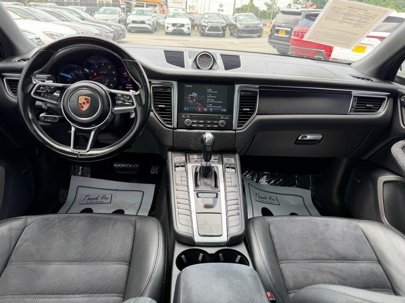 Porsche Macan GTS 2018