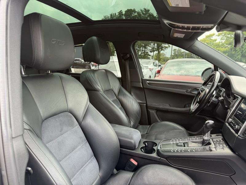 Porsche Macan GTS 2018