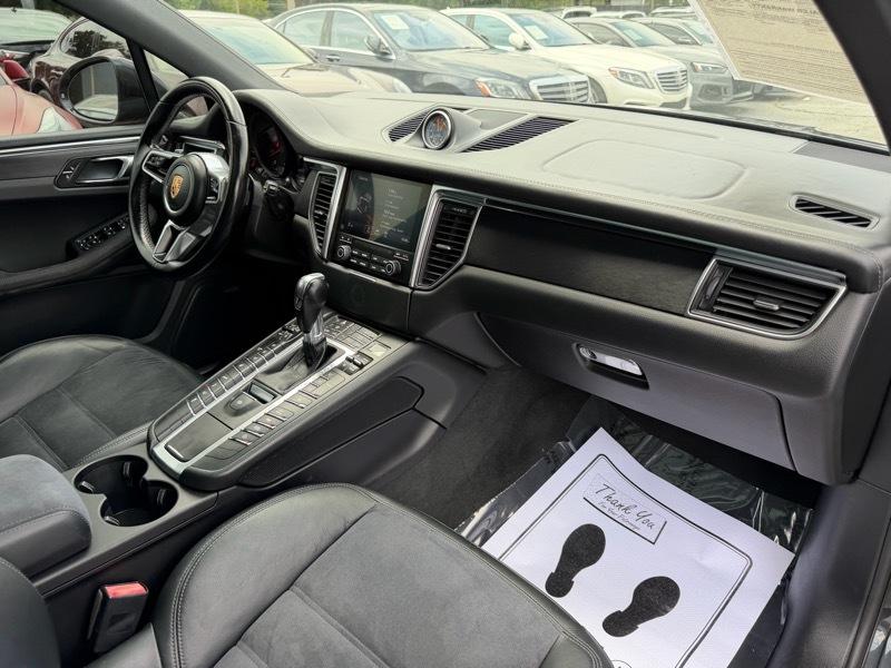 Porsche Macan GTS 2018