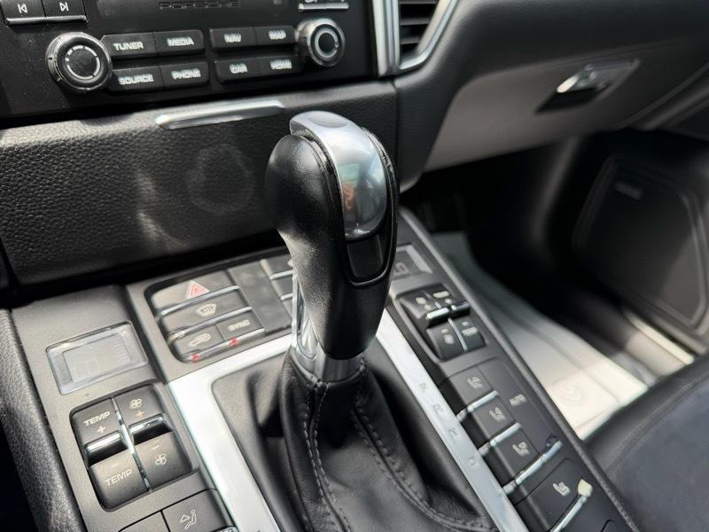 Porsche Macan GTS 2018