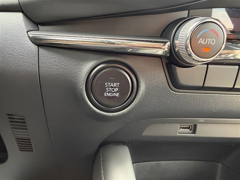 Mazda MAZDA3 Base Hatchback AWD 2019