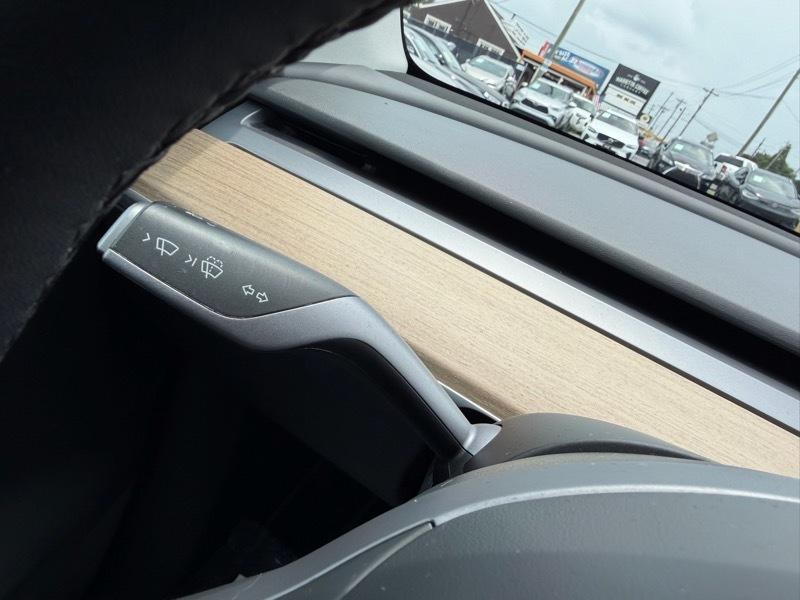 Tesla Model Y Long Range 2023