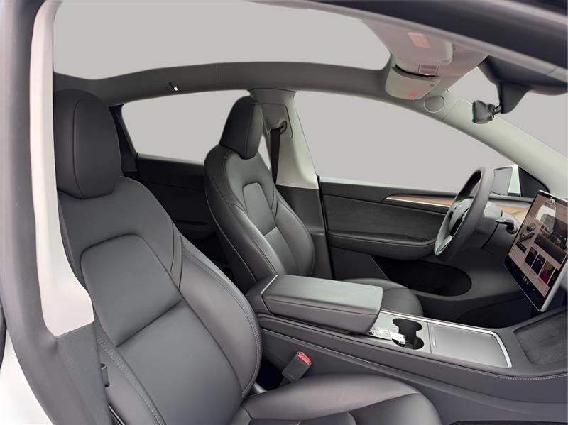 Tesla Model Y Long Range 2023