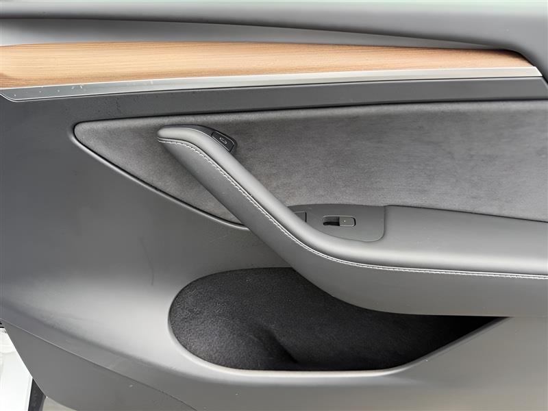 Tesla Model Y Long Range 2023