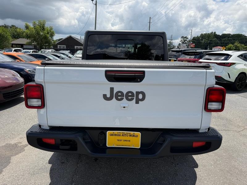 Jeep Gladiator Sport 2021