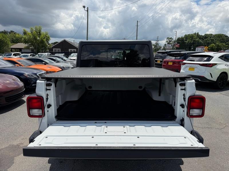 Jeep Gladiator Sport 2021
