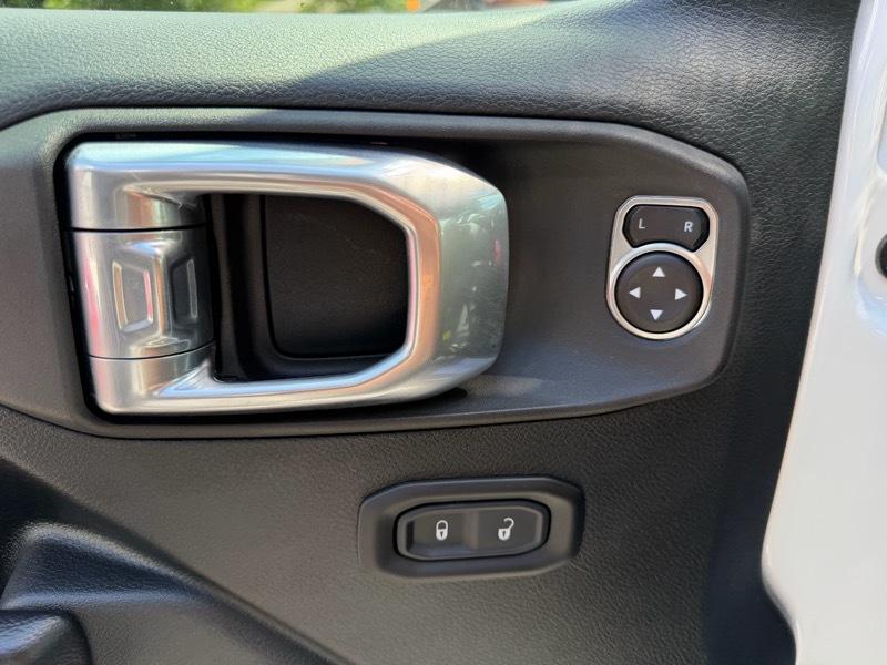 Jeep Gladiator Sport 2021