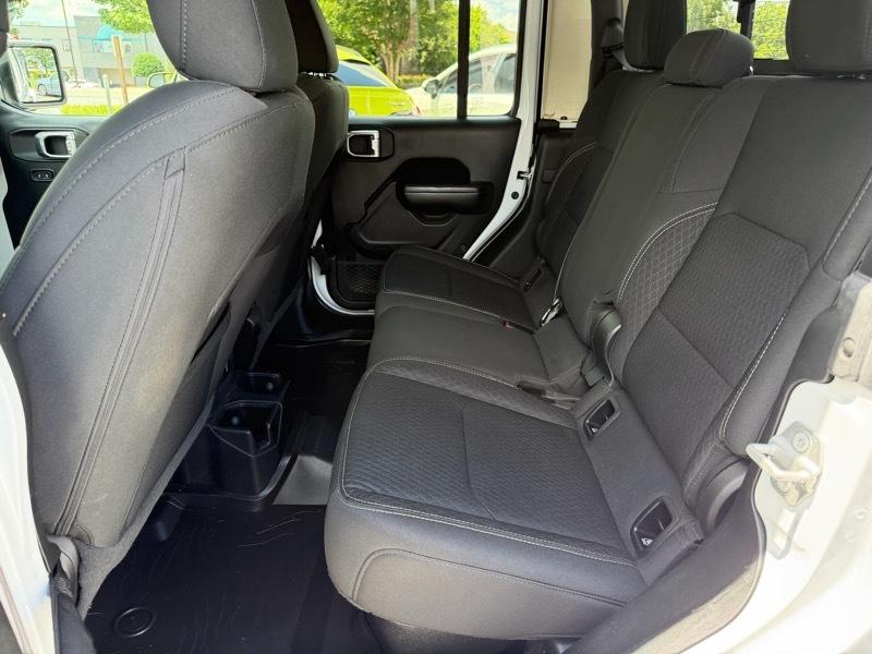 Jeep Gladiator Sport 2021