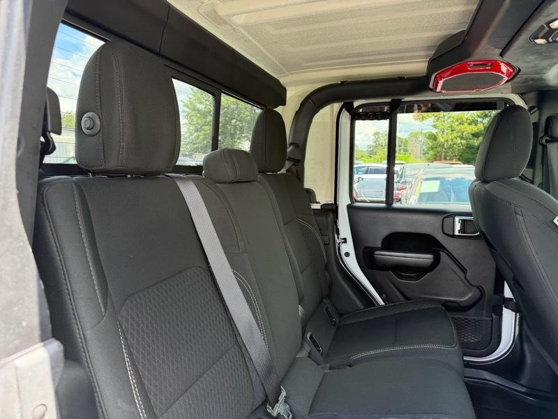 Jeep Gladiator Sport 2021
