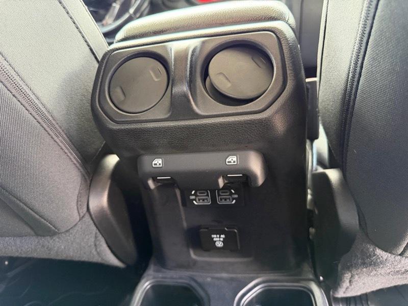 Jeep Gladiator Sport 2021
