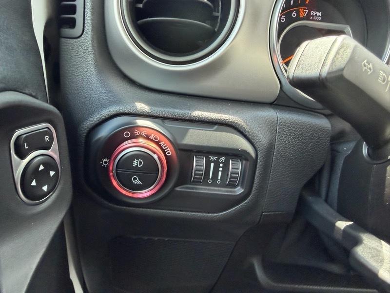 Jeep Gladiator Sport 2021