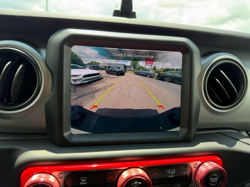 Jeep Gladiator Sport 2021