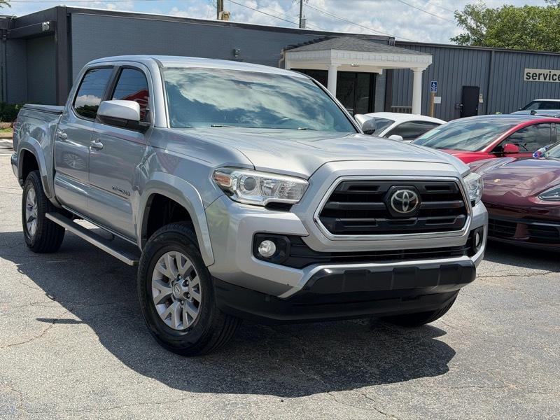 Toyota Tacoma 2WD Double Cab V6 AT SR5 (Natl) 2019