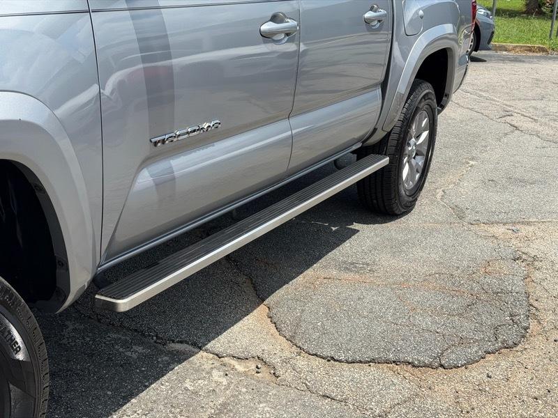 Toyota Tacoma 2WD Double Cab V6 AT SR5 (Natl) 2019