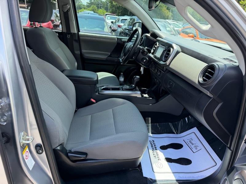 Toyota Tacoma 2WD Double Cab V6 AT SR5 (Natl) 2019