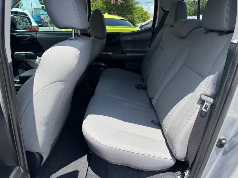 Toyota Tacoma 2WD Double Cab V6 AT SR5 (Natl) 2019